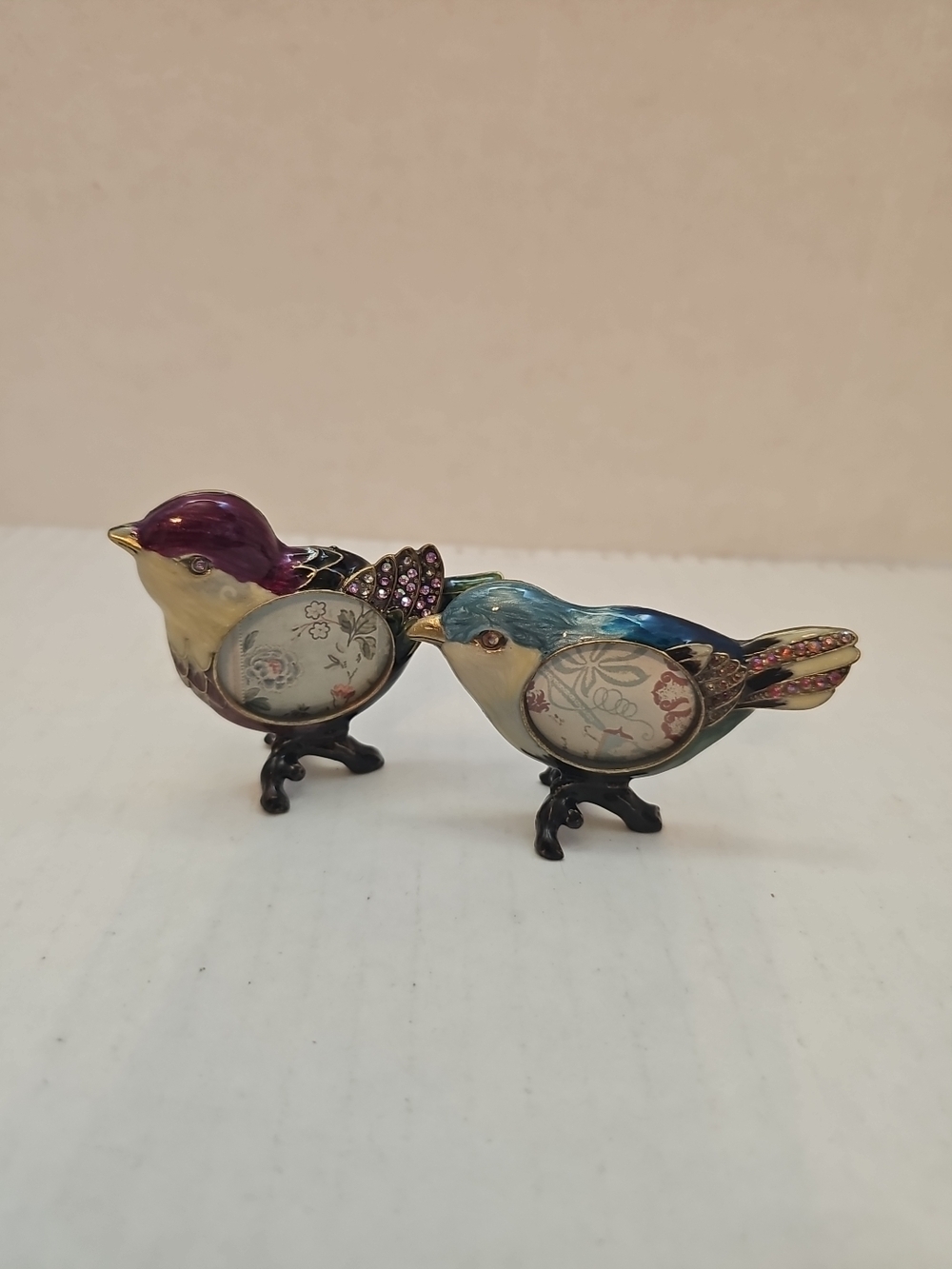  miniature bird photo frames